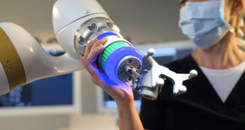 Enovis to Acquire eCential Robotics, Expand Orthopaedic Portfolio